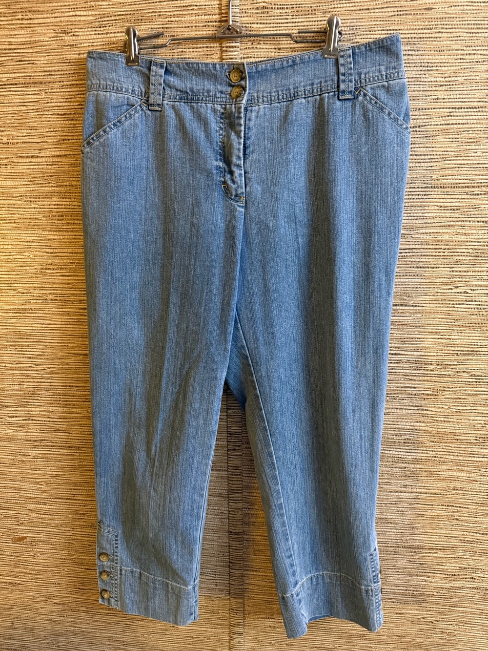 Charter Club Jeans Women’s Size 12 Cropped Stretch Straight Stretch Light Wash